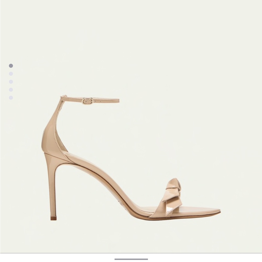Alexandre Birman "Clarita" patent leather sandals 
3.25 in / 85 mm heel
